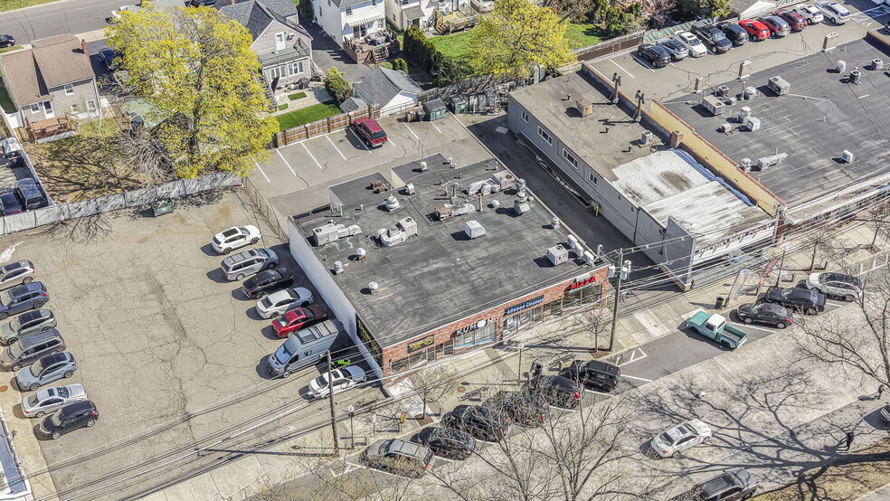 More Photos Of 72-76 Market St, Clifton Restaurant For Sale