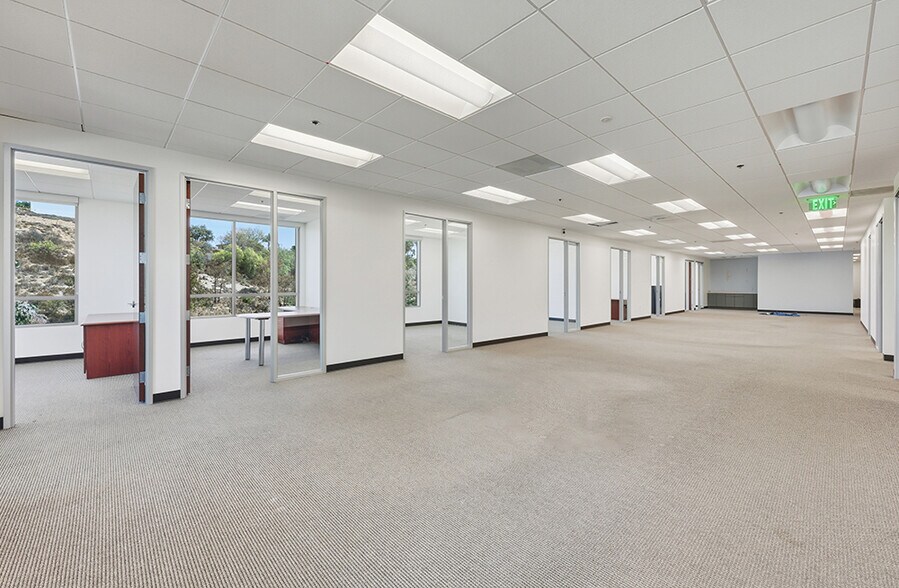 More Photos Of 500 La Terraza Blvd, Escondido Office For Sale