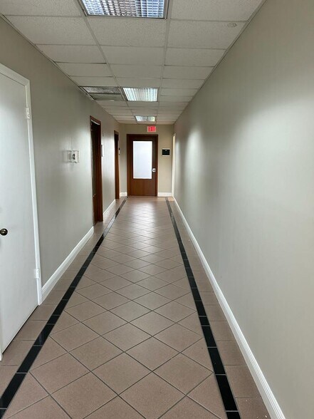 More Photos Of 1801 Coral Way, Miami Medical For Lease