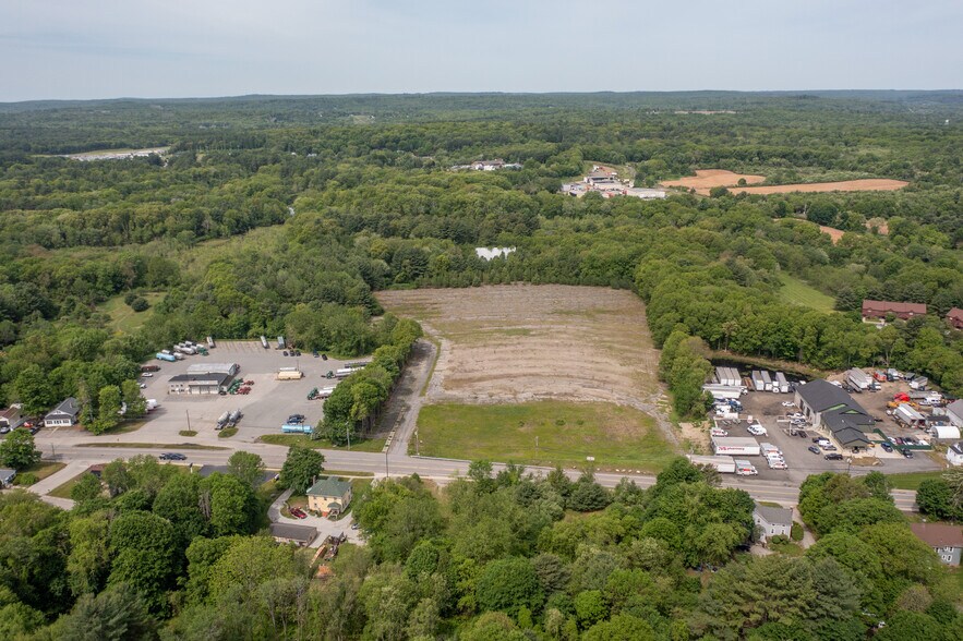More Photos Of 899 N Main St, Killingly Land For Lease