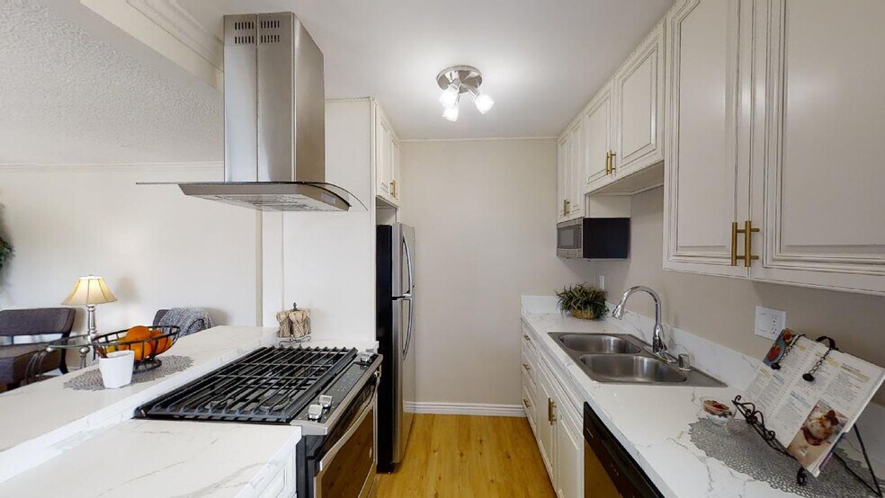 More Photos Of 3455 Del Rey St, San Diego Apartments For Sale