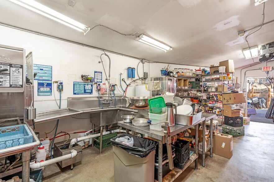 More Photos Of 2849 NM 14, Madrid General Retail For Sale