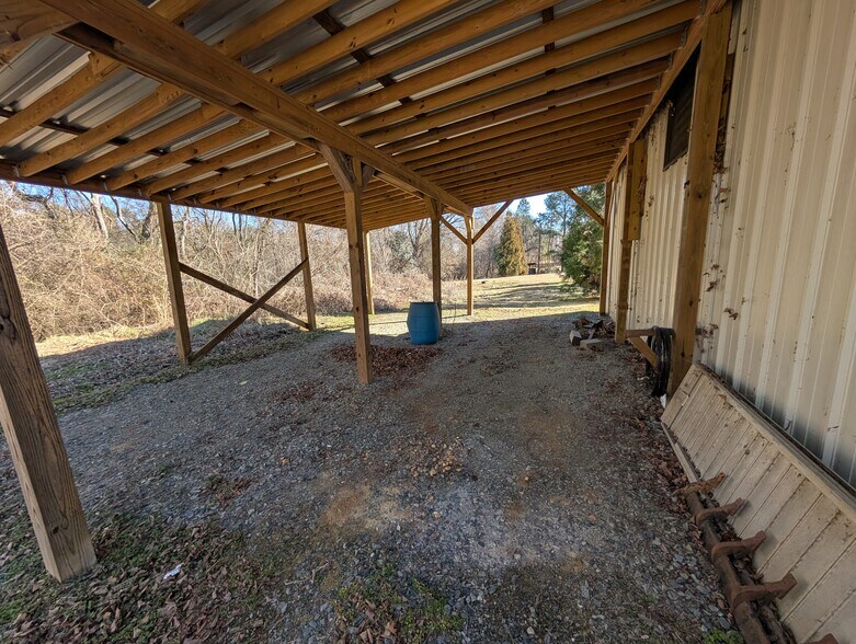 More Photos Of 420 Shoffner St, Graham Industrial For Sale