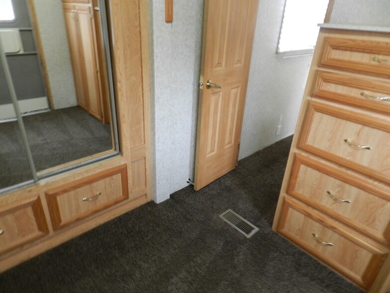 More Photos Of 17663 Vierra Canyon Rd, Salinas Manufactured Housing Mobile Home Park For Sale