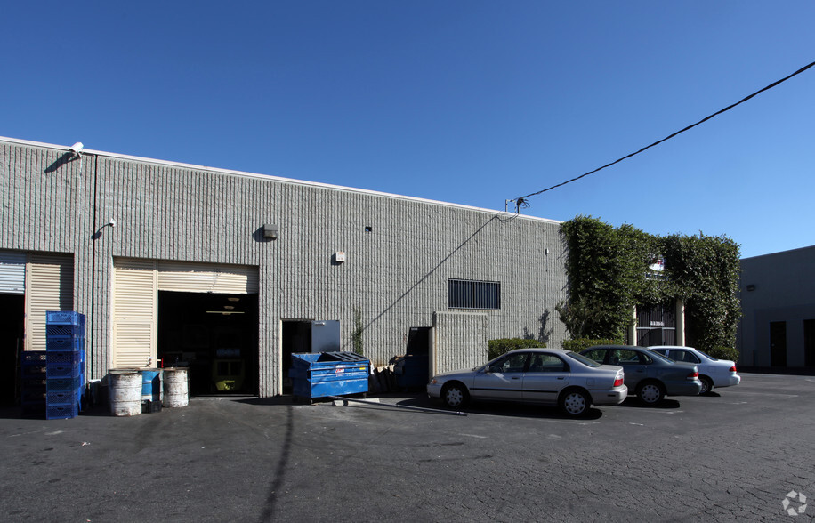 More Photos Of 13300 Ralston Ave, Sylmar Light Manufacturing For Lease