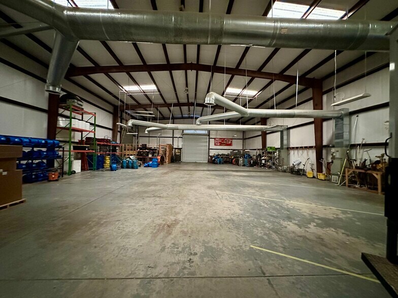 More Photos Of 3430 Novis Pt, Acworth Warehouse For Sale