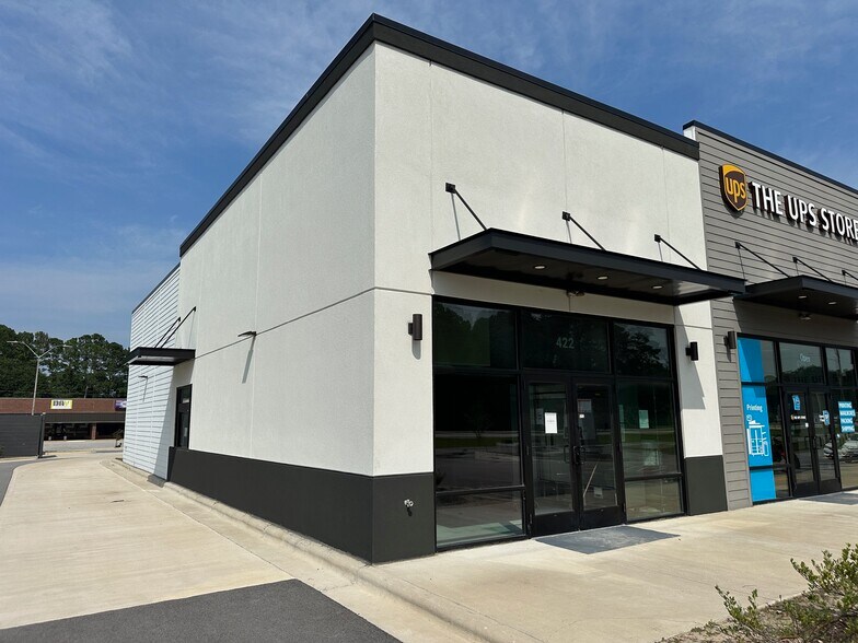 More Photos Of 422 US-70 Hwy, Havelock Freestanding For Lease
