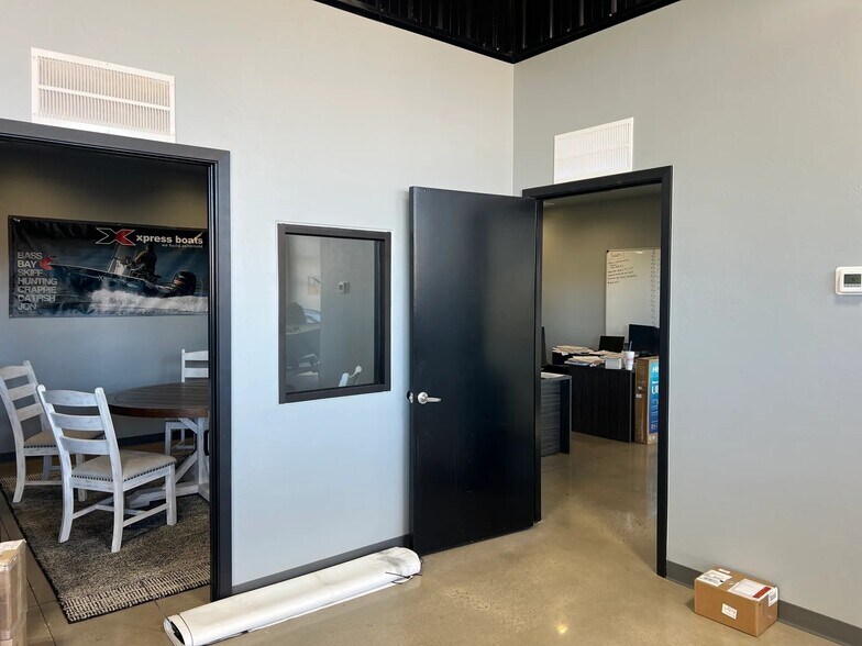 More Photos Of 14040 Joel McDonald Dr, Oklahoma City Freestanding For Sale