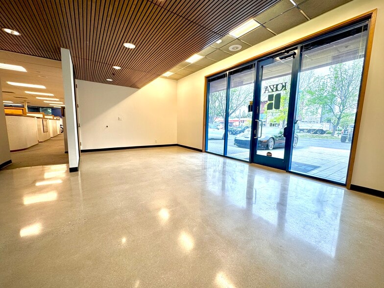 More Photos Of 2083 Old Middlefield Way, Mountain View Medical For Sale