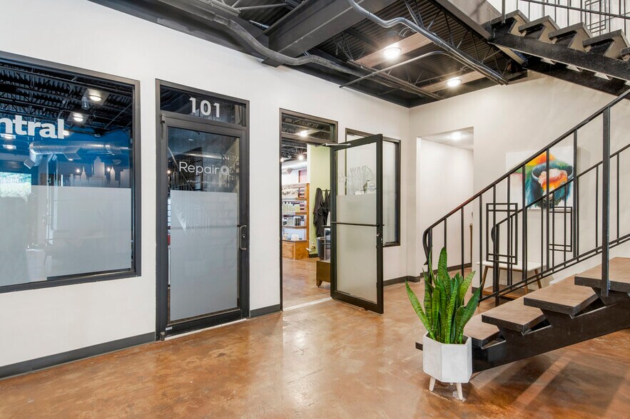 More Photos Of 2510 E 15th St, Tulsa Coworking Space