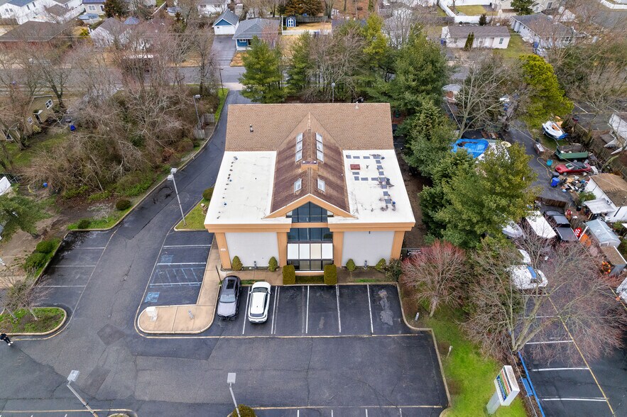 More Photos Of 2214 Route 37 E, Toms River Office For Lease