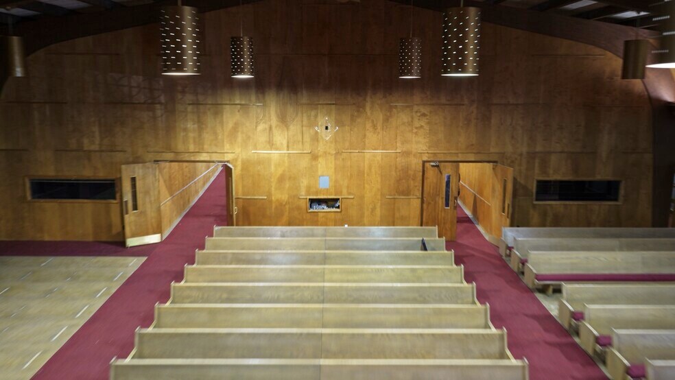 More Photos Of 111 University SE Blvd, Albuquerque Specialty For Sale