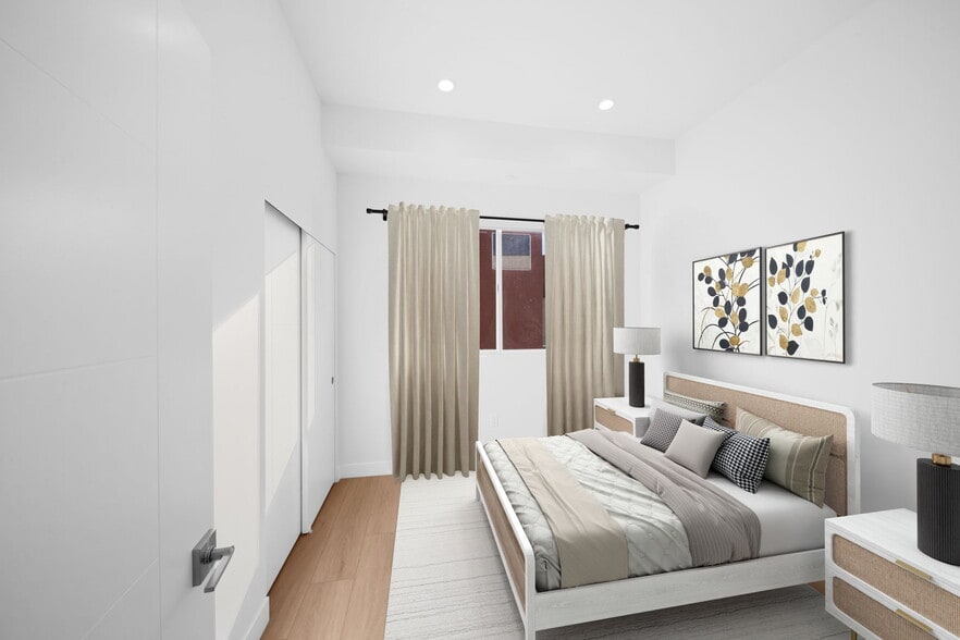 More Photos Of 13846 Moorpark St, Sherman Oaks Apartments For Sale