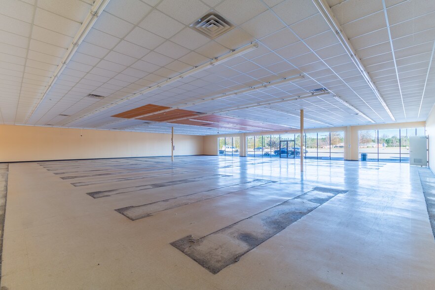 More Photos Of 4079 Augusta Hwy, Gilbert Storefront For Lease