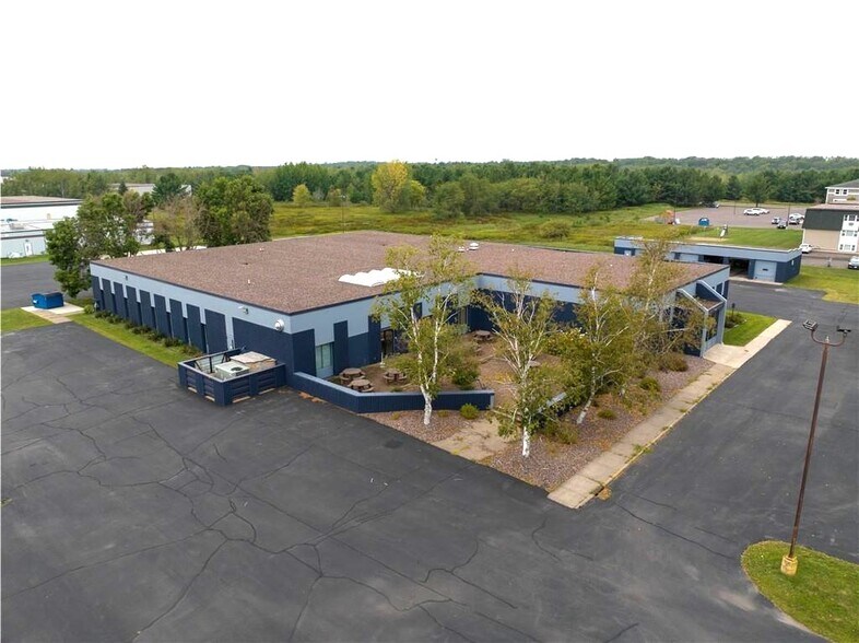 Primary Photo Of 310 W South St, Rice Lake Manufacturing For Lease