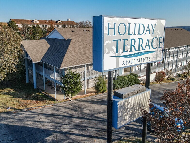 More Photos Of 360 Schaefer Dr, Branson Apartments For Sale