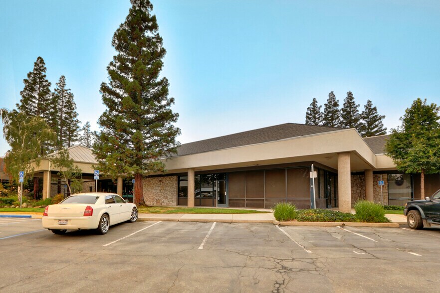 More Photos Of 4200 Rocklin Rd, Rocklin Medical For Lease