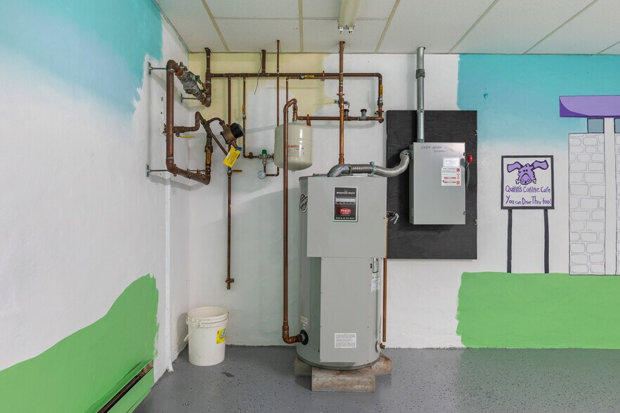 More Photos Of 12 School St, Merrimac Bank For Sale