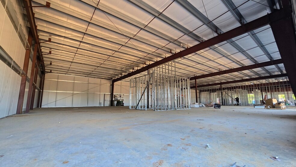 More Photos Of 5400 E Division St, Mt Juliet Industrial For Lease