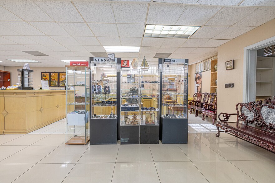 More Photos Of 3221 Fannin St, Houston Medical For Lease