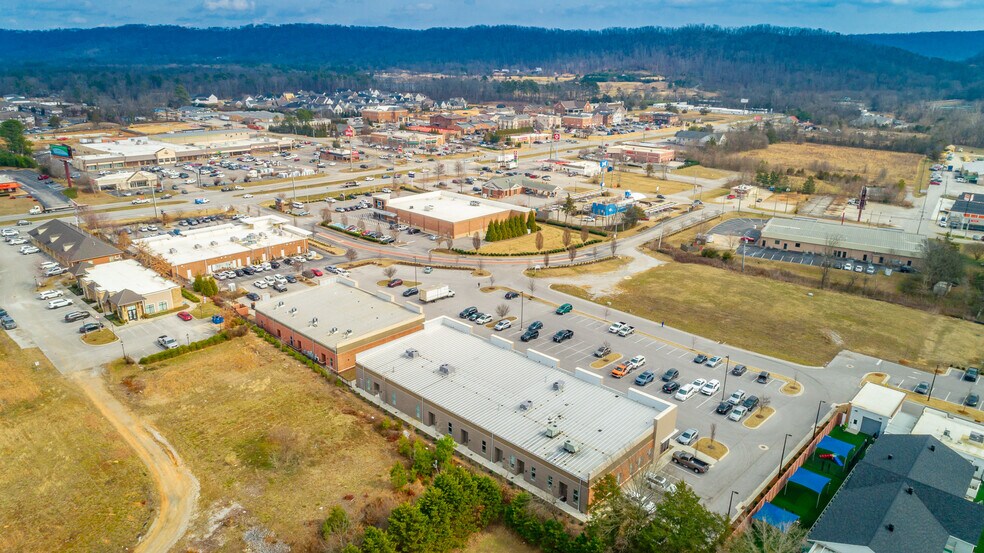 More Photos Of 5945 Elementary Way, Ooltewah Storefront Retail Office For Lease