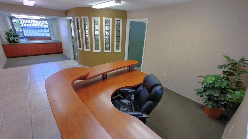 More Photos Of 5306 Cortez Rd W, Bradenton Medical For Lease