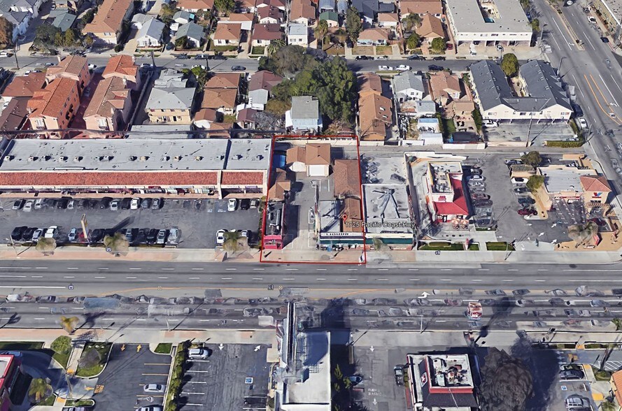 More Photos Of 1725-1733 Pacific Coast Hwy, Lomita Storefront For Lease