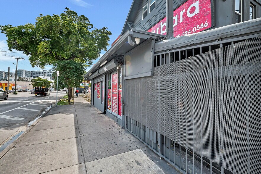 More Photos Of 1818 NW 17th Ave, Miami Freestanding For Lease