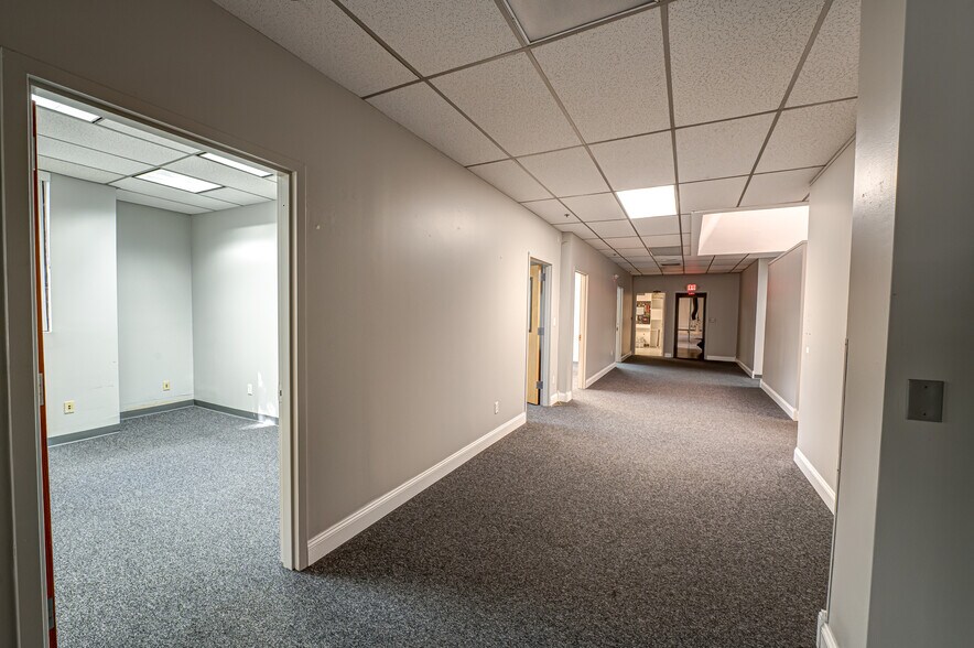 More Photos Of 1800 Ocean Ave, Ronkonkoma Light Distribution For Lease