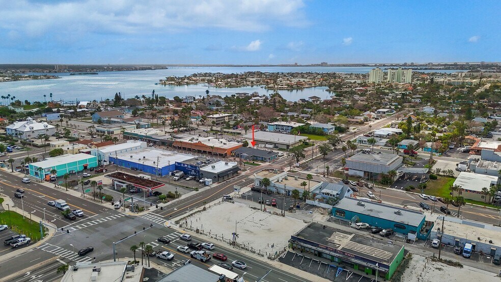 More Photos Of 350 Corey Ave, Saint Pete Beach Office For Sale