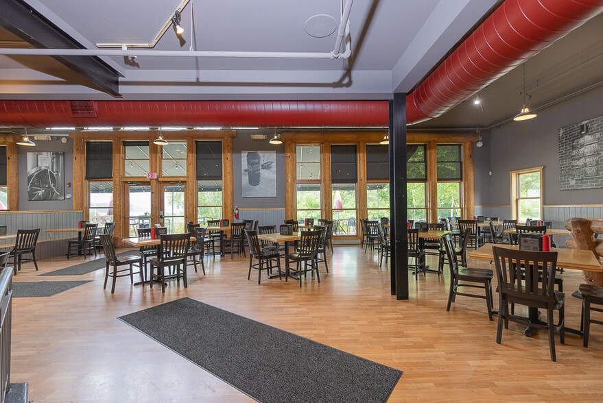 More Photos Of 3 Main St, New Paltz Restaurant For Sale