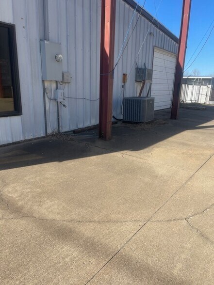 More Photos Of 4615 N Highway 71, Alma Freestanding For Sale