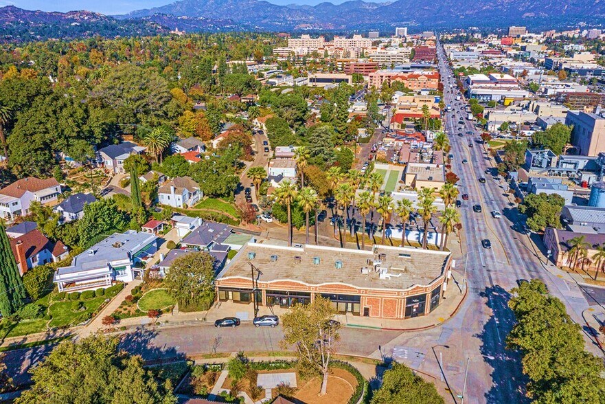 More Photos Of 1167-1169 S Fair Oaks Ave, Pasadena Storefront Retail Office For Lease