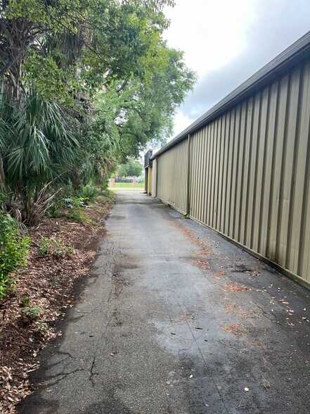 More Photos Of 5585 University Blvd W, Jacksonville Storefront Retail Office For Sale
