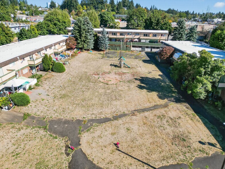 More Photos Of 6405 NE Hazel Dell Ave, Vancouver Apartments For Sale