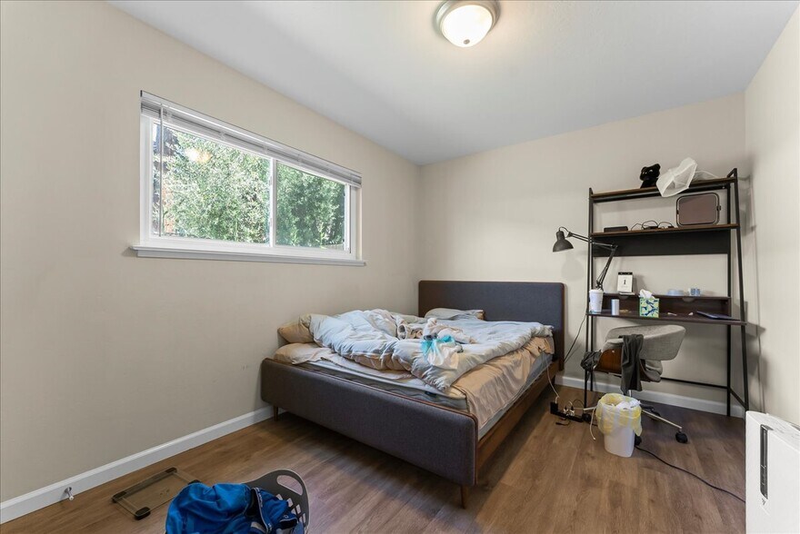 More Photos Of 227 Madrone St, Redwood City Apartments For Sale