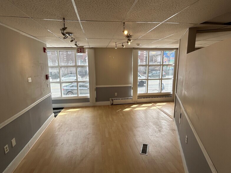 More Photos Of 120 College Ave, Somerville Medical For Lease