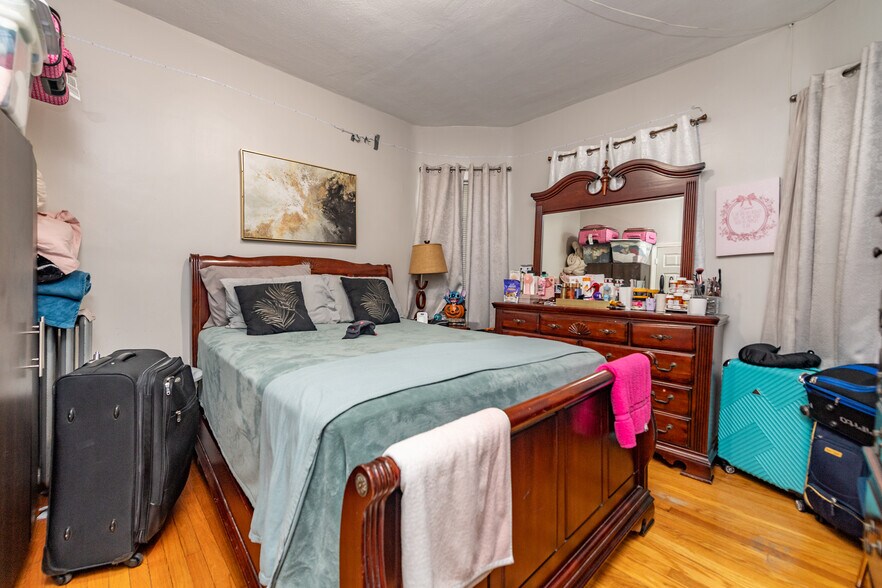More Photos Of 140 Callender St, Boston Apartments For Sale