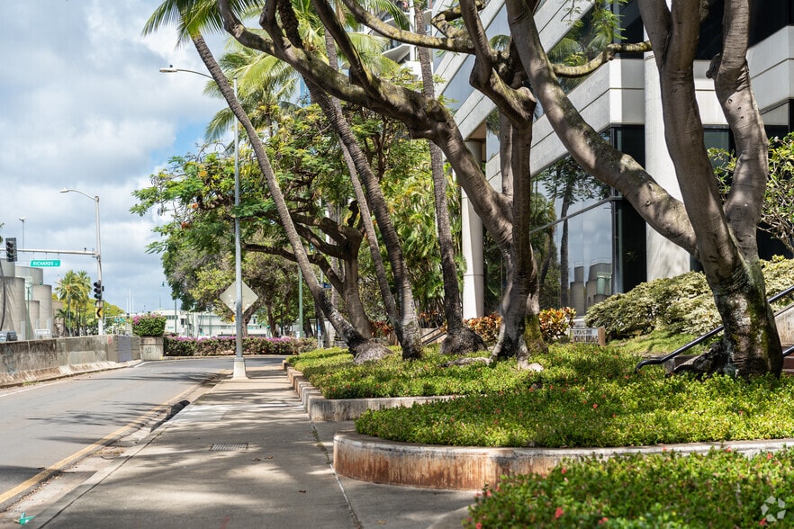 More Photos Of 707 Richards St, Honolulu Unknown For Lease