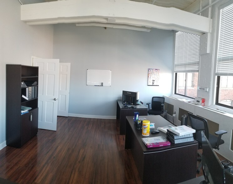More Photos Of 181 Westchester Ave, Port Chester Light Manufacturing For Lease