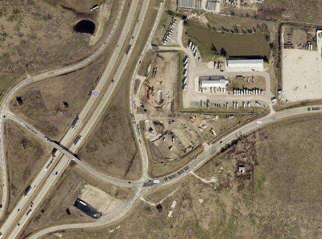 More Photos Of 191 E Lone Oak Rd, Valley View Warehouse For Lease