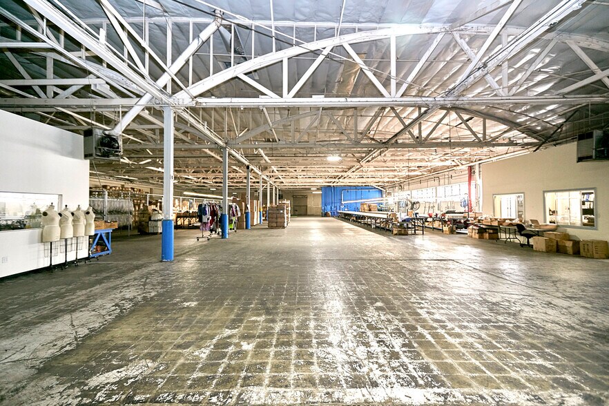 More Photos Of 164 W Jefferson Blvd, Los Angeles Warehouse For Sale