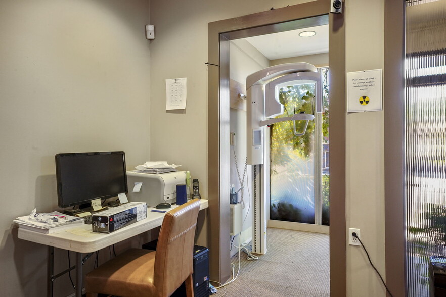 More Photos Of 3025 W 38th Ave, Denver Medical For Sale