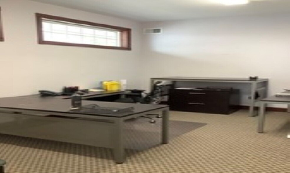 More Photos Of 38 W Grand Ave, Fox Lake Storefront Retail Office For Lease