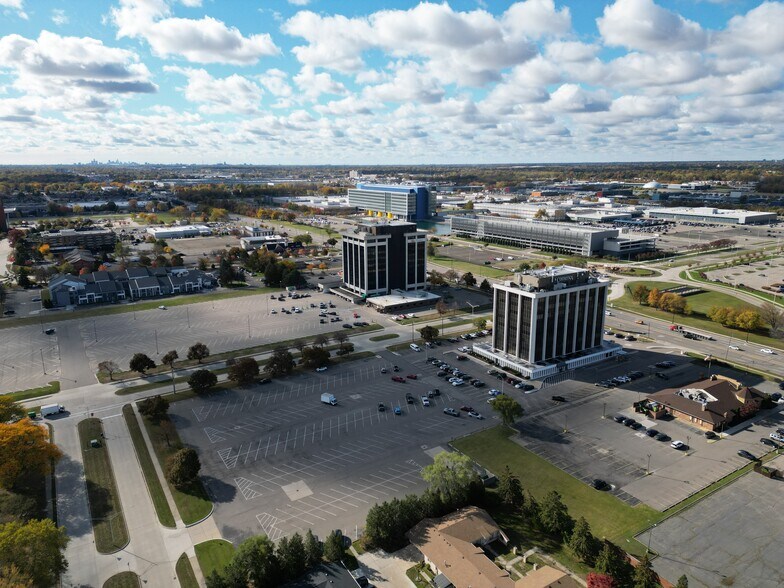 More Photos Of 30500 Van Dyke Ave, Warren Office For Lease