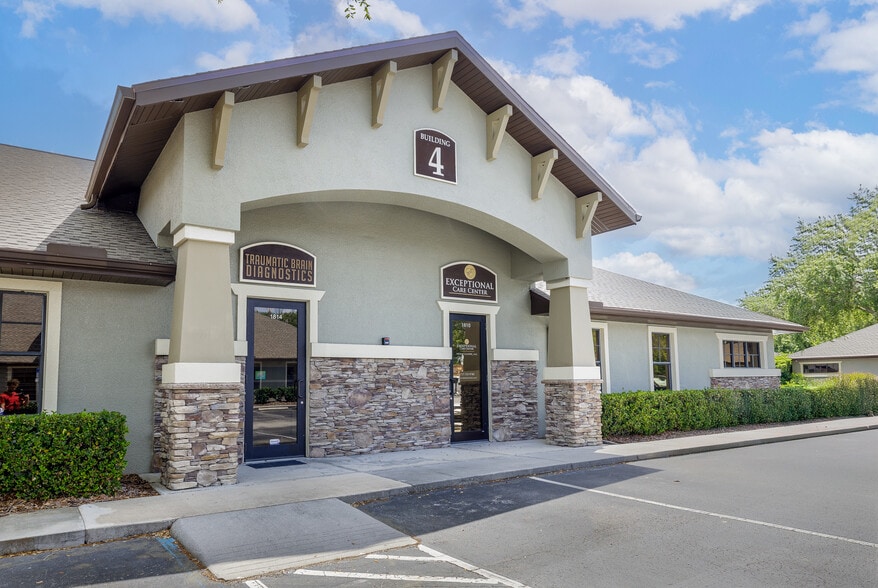 Primary Photo Of 1810-1822 Wellness Ln, New Port Richey Medical For Sale