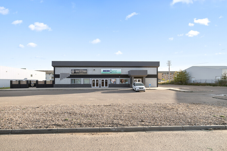 Primary Photo Of 6601 43 St, Lloydminster Storefront Retail Office For Sale