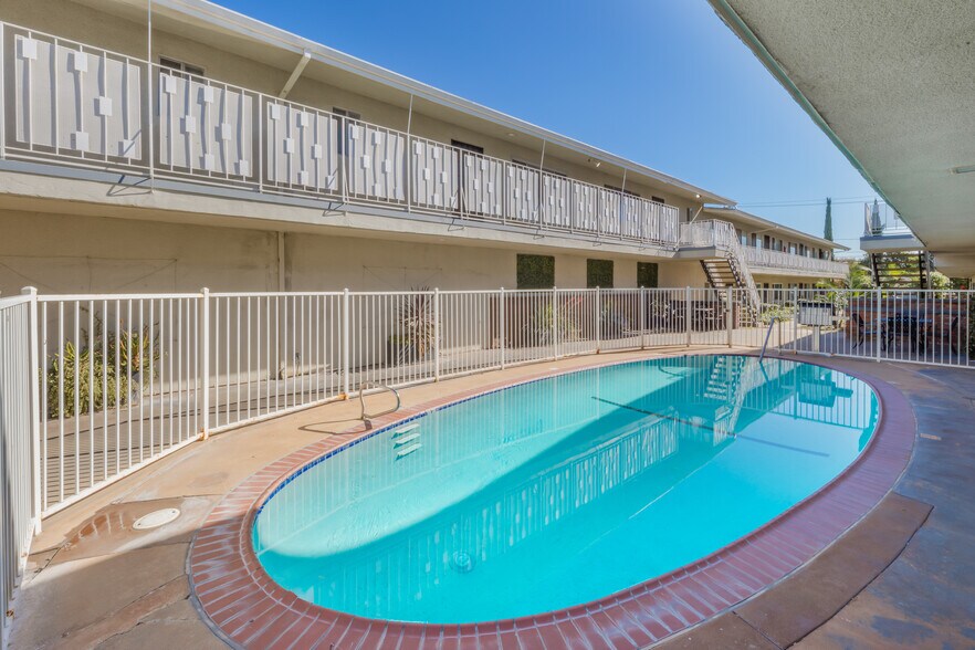 More Photos Of 14521 Clark St, Baldwin Park Apartments For Sale