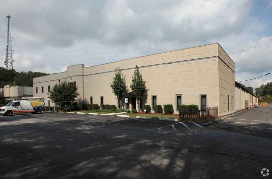 More Photos Of 1350 Tidwell Dr, Alpharetta Office For Lease