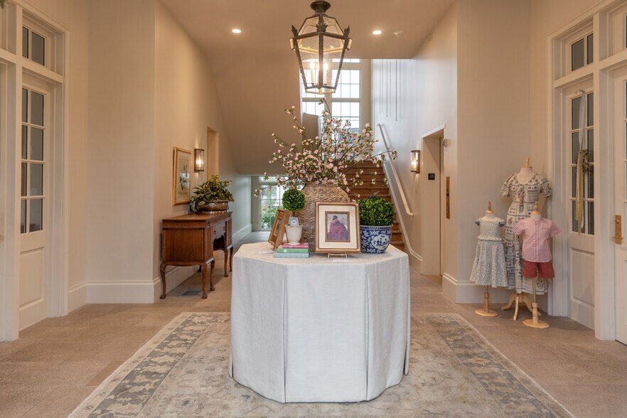 More Photos Of 3775 S Highland Dr, Millcreek Office For Lease